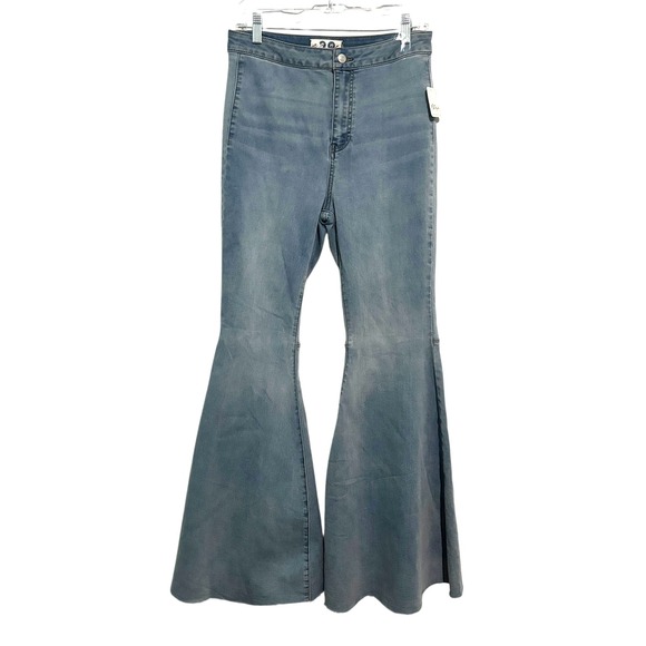 Free People Just Float On Flare Jeans 29 High Rise Bell Bottoms Light Blue NWT - Picture 11 of 11